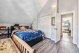 323 Oak Street - Photo 22