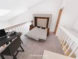 670 7th Avenue - Photo 20