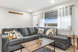 370 La Bonte Street - Photo 6