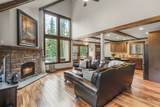 554 Lakeview Drive - Photo 4