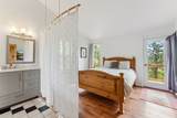 2028 Redhill Road - Photo 37