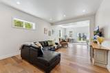 372 Park View Drive - Photo 36
