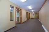 105 Village Place - Photo 16