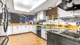 1226 Barclay Street - Photo 9