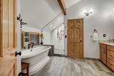 2210 Hamilton Creek Road - Photo 31