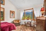 389 Peterson Drive - Photo 14