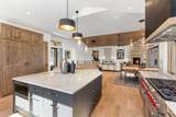 226 Barton Way - Photo 16