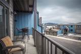1660 Lakeview Terrace - Photo 46