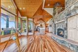 731 Lakeview Circle - Photo 6