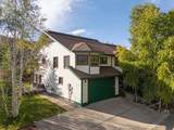 305 Primrose Lane - Photo 1