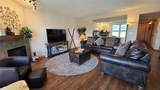 980 Lakepoint Drive - Photo 5