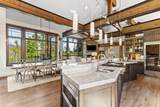 584 Peerless Drive - Photo 10