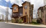 825 Majestic Circle - Photo 1