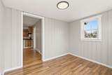 720 Mcintyre Street - Photo 5
