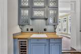 300 Rose Street - Photo 8