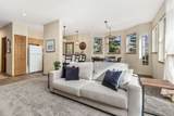 720 Lakepoint Drive - Photo 2