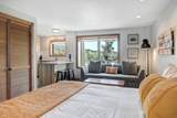 535 Park Avenue - Photo 2