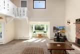 131 Tracy Lane - Photo 6
