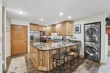 305 Park Avenue - Photo 2
