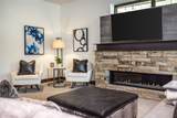726 Discovery Hill Drive - Photo 32