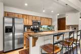 360 Ore House Plaza - Photo 3
