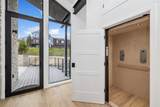 512 Lake View Drive - Photo 4