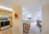 980 Lakepoint Drive - Photo 10