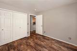 980 Lakepoint Drive - Photo 16