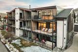 930 Blue River Parkway - Photo 18