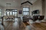 89 Barton Way - Photo 1