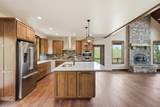 211 Foxtail Court - Photo 10
