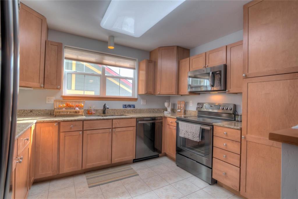 304 Streamside Lane - Photo 1