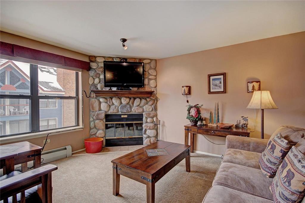 100 Park Avenue - Photo 1
