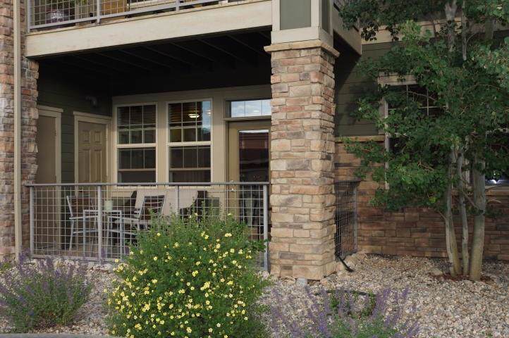 154 Village Rd - Photo 1