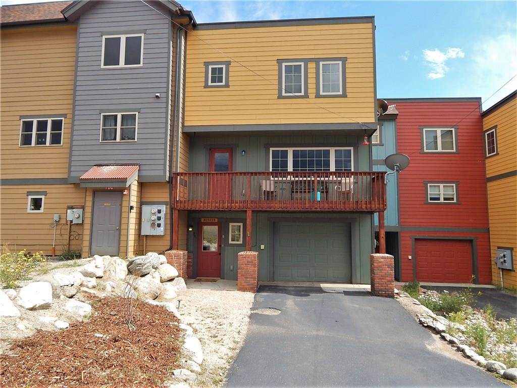 391 8TH Street - Photo 1