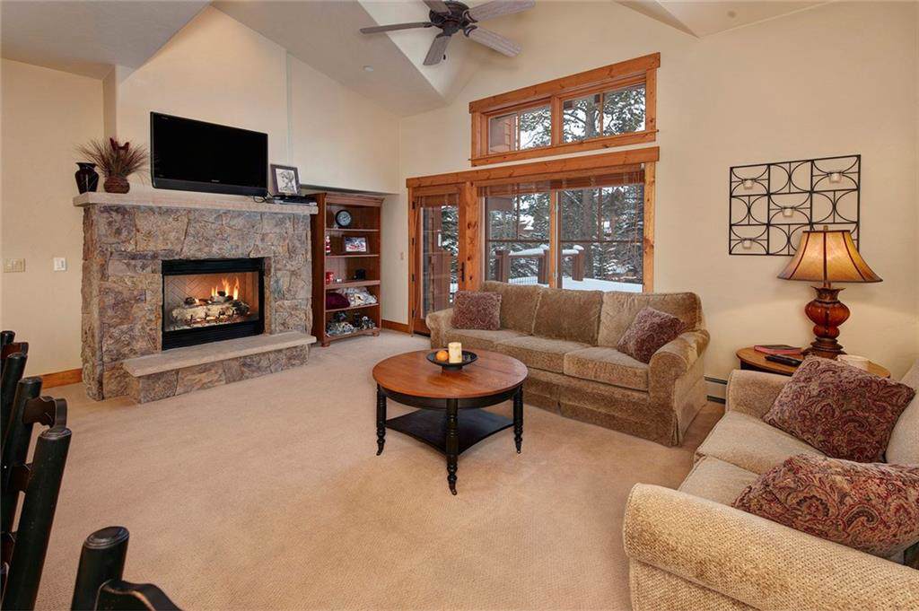 77 Mountain Thunder Drive - Photo 1