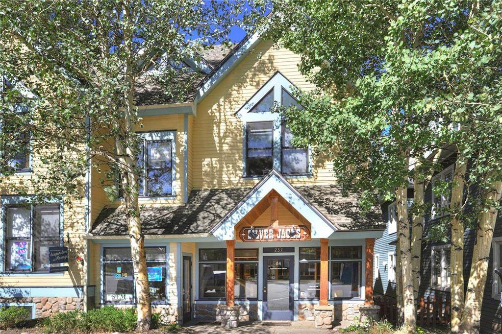 237 Ridge Street - Photo 1