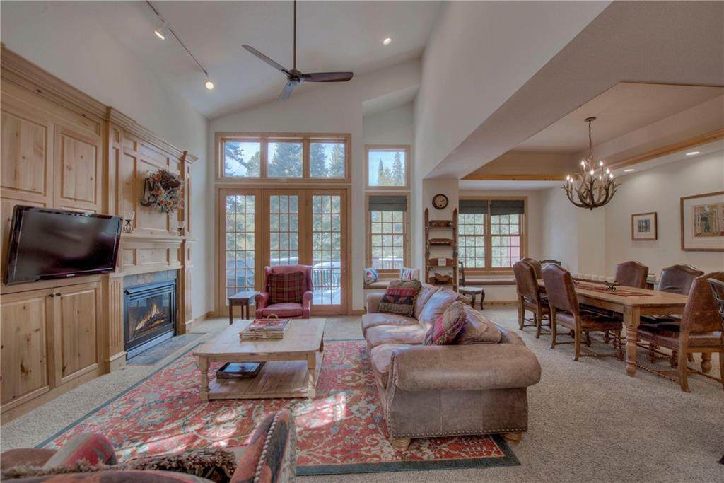 384 Settlers Drive - Photo 1
