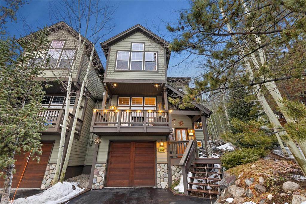 307 Kestrel Lane - Photo 1