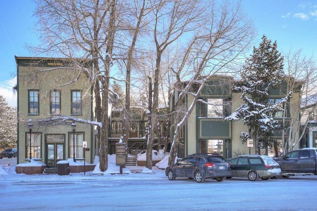 100 Ridge Street - Photo 1
