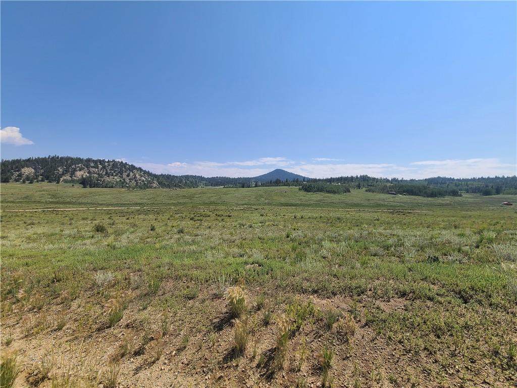 852 Arrowhead Drive - Photo 1