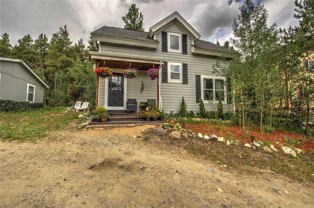323 Oak Street - Photo 1