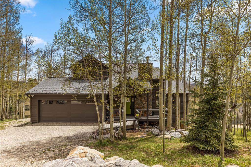112 Discovery Road - Photo 1