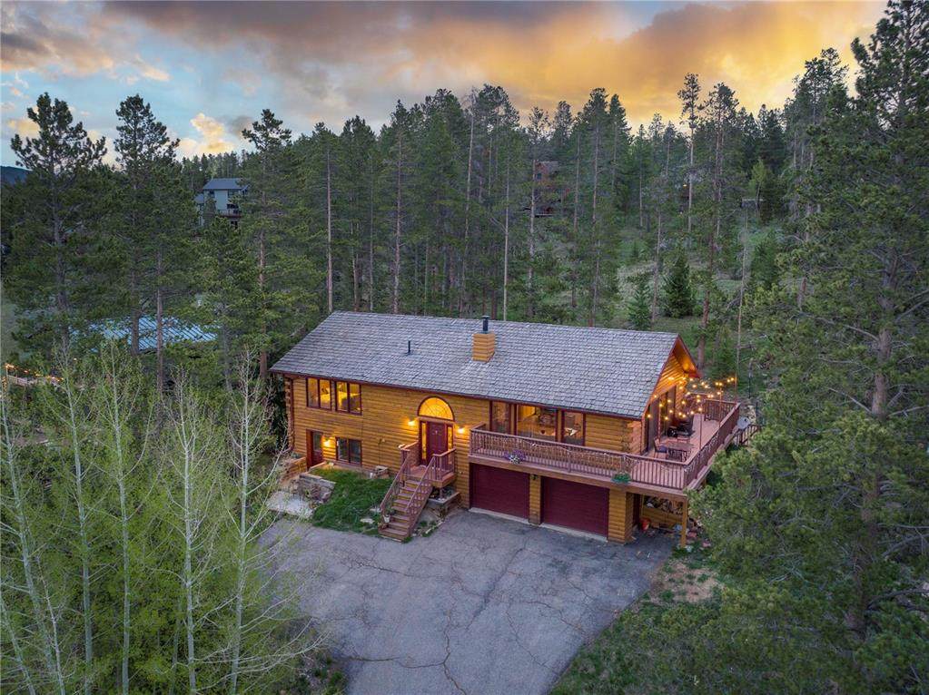 662 Fairview Boulevard - Photo 1