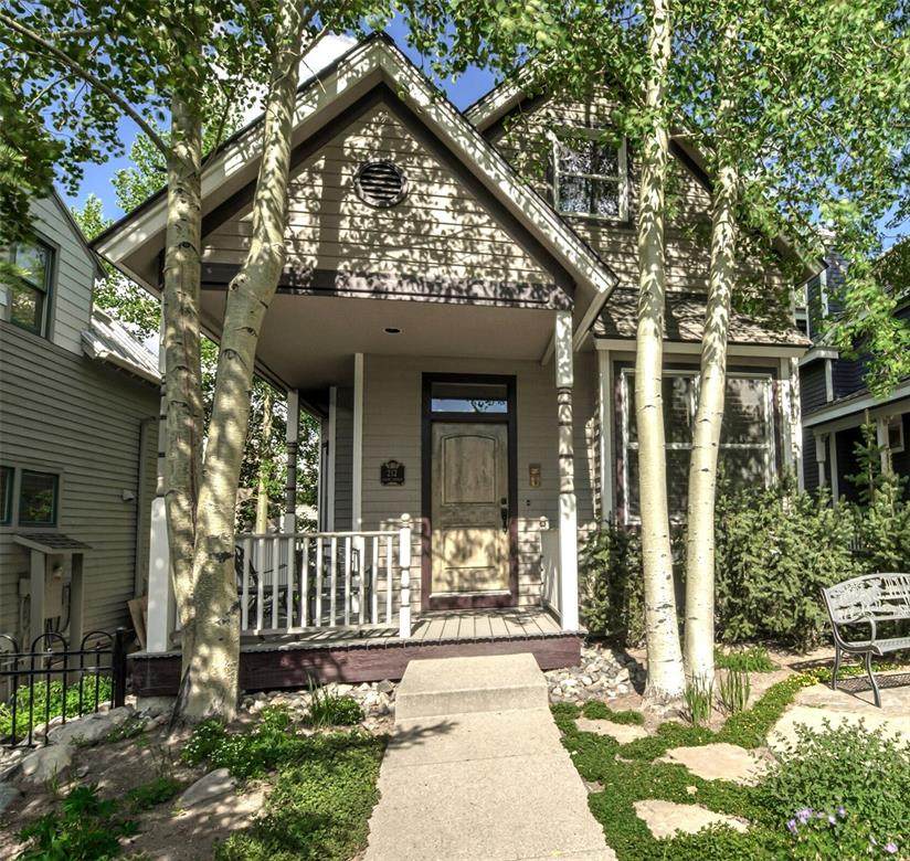 212 French Street - Photo 1