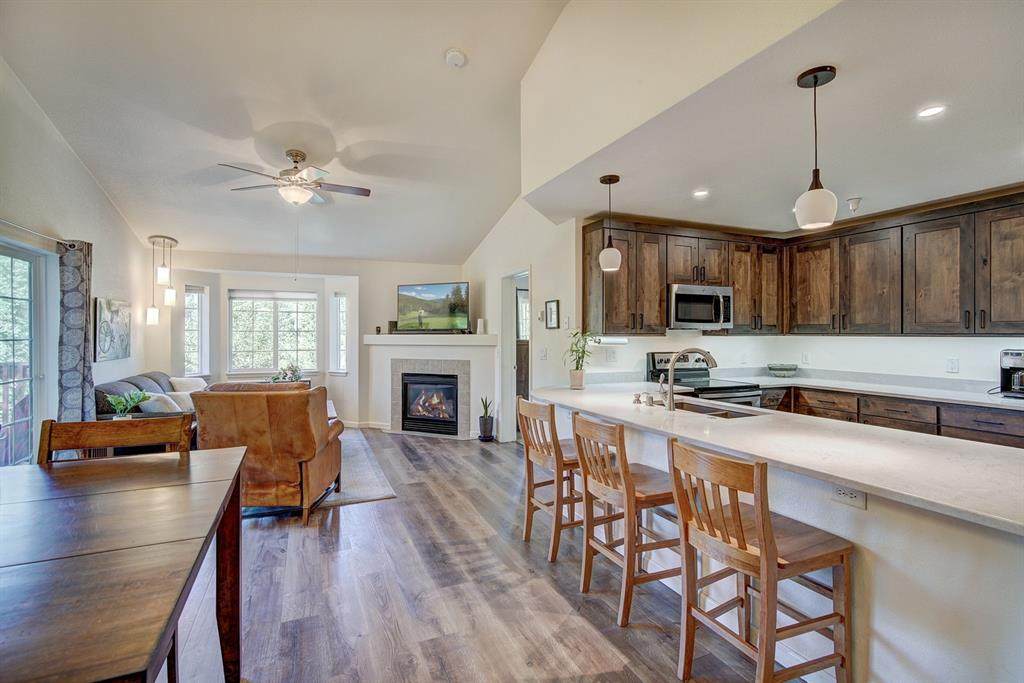 115 Pelican Circle - Photo 1