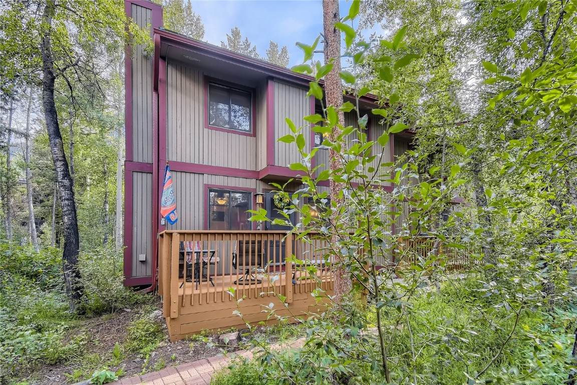 160 Creekside Drive - Photo 1