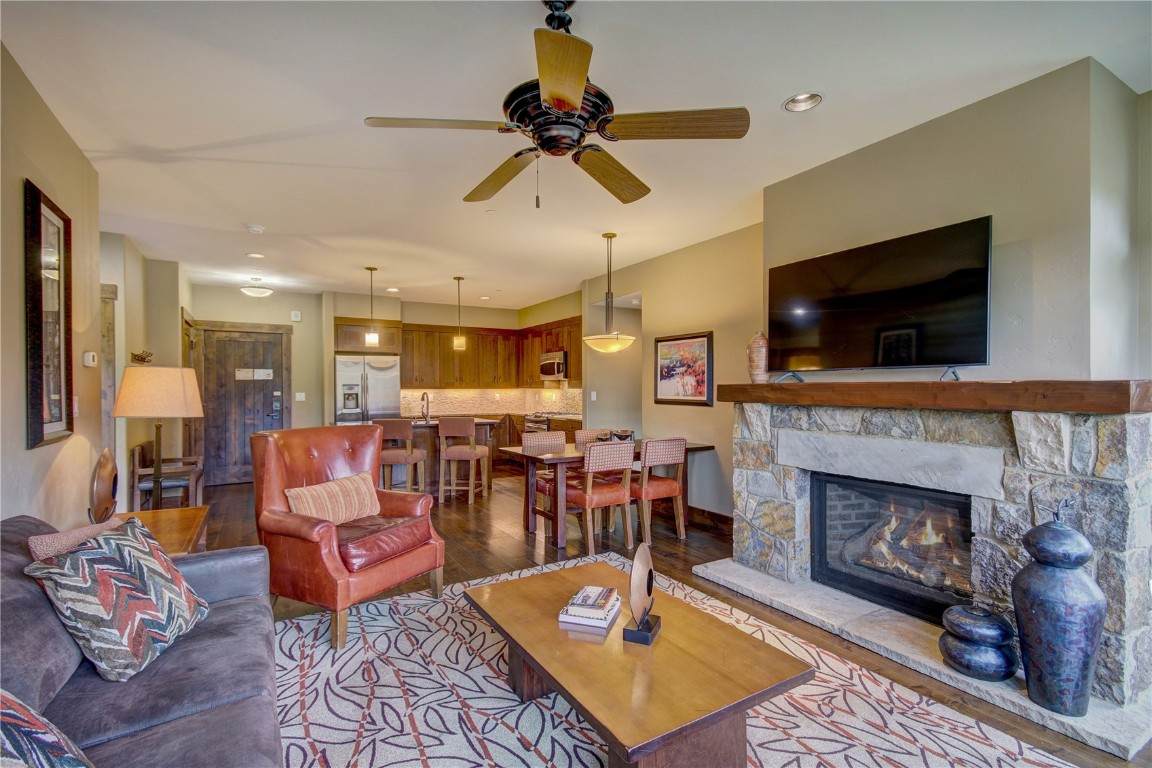 600 Columbine Road - Photo 1