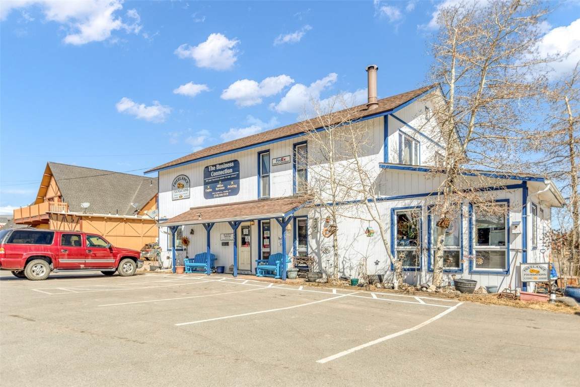 1150 Castello Avenue - Photo 1