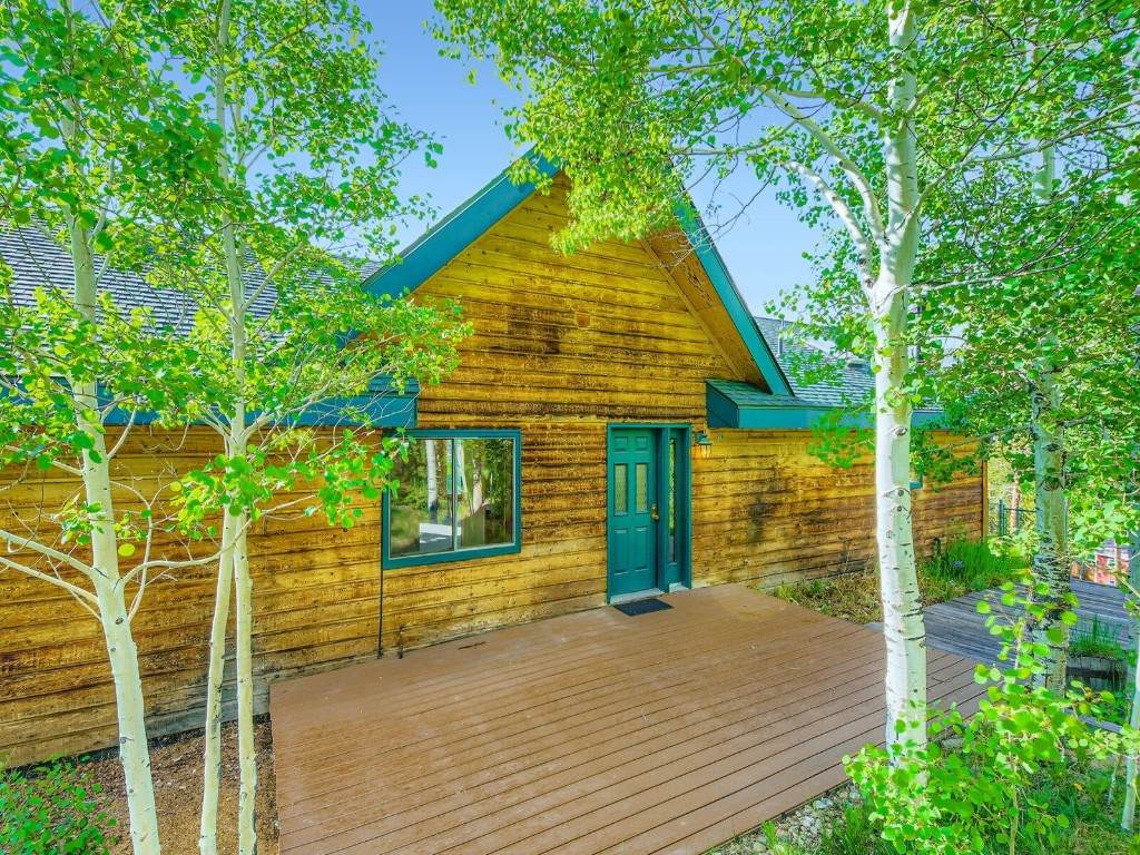 134 Hideaway Court - Photo 1